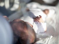 תינוק חולה, בית חולים / צלם: thinkstock